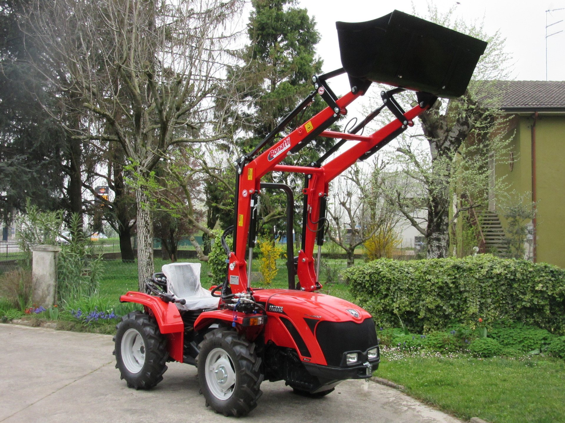 Caricatori per trattori da giardinaggio | Bonatti Caricatori